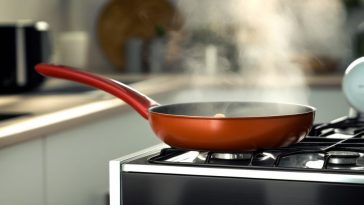 10 astuces infaillibles pour en finir avec les odeurs de friture à la maison