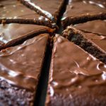 Le gâteau au chocolat et à la courgette sans beurre : une surprenante gourmandise saine et délicieuse