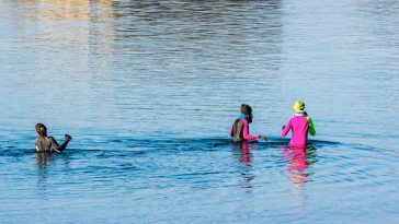 Le longe-côte : La pratique aquatique qui séduit de plus en plus d'adeptes !