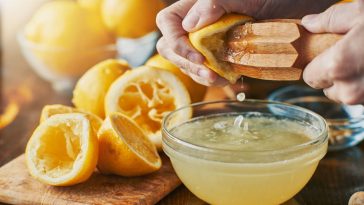 Vous jetez vos citrons pressés ? Découvrez 4 astuces zéro déchet qui vont tout changer !