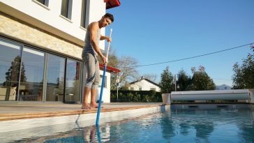 Démarrez votre piscine comme un pro : les secrets pour une eau cristalline dès aujourd’hui