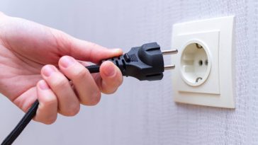Débrancher vos appareils la nuit pour économiser l'énergie : vrai ou mythe ?
