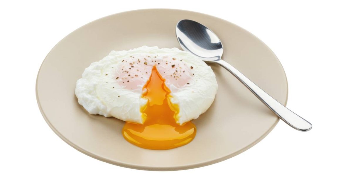 Œuf poché parfait sans stress : les techniques incontournables pour ne plus jamais rater cette préparation délicate en cuisine