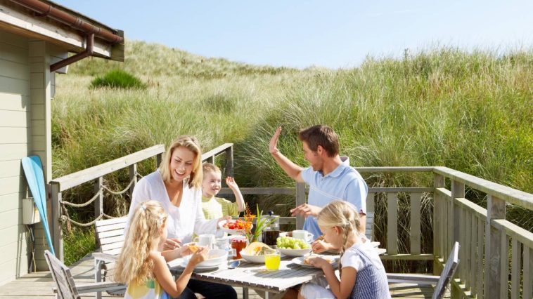 Régime et vacances : les astuces concrètes pour ne pas ruiner vos efforts en partant