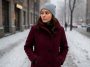 Oubliez le noir : cette couleur profonde et sophistiquée va sublimer vos looks cet hiver