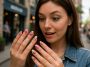 Manucure Florale Colorée : Des Ongles qui Font Vraiment Tourner les Têtes